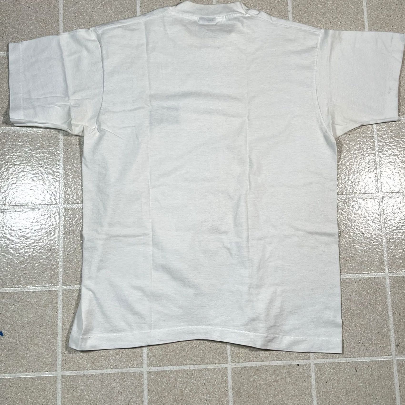 Vintage VINTAGE Buffalo General Hospital Tshirt Made In USA Single Stitch Large White USA Men L Stitch T-Shirt Size US L / EU 52-54 / 3 - 3 Thumbnail
