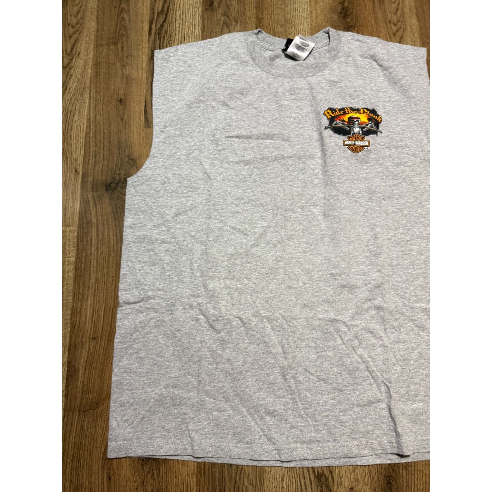 Harley Davidson Harley-Davidson Shirt Men's XL Gray Tank Top Grand Cayman Ride the Plank Logo Graphic Print T-Shirt Sleeveless Crew Neck Vintage? No (remove) Size US XL / EU 56 / 4 - 3 Thumbnail