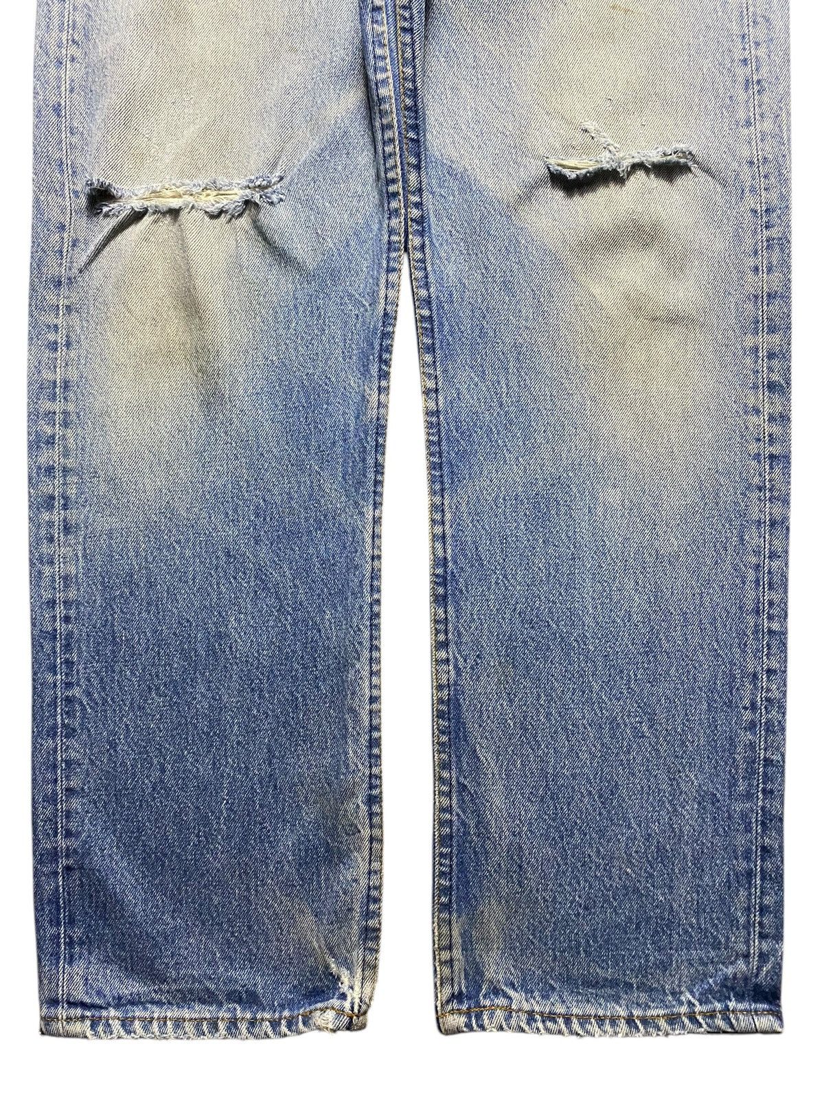 Levi's Vintage Levis 501 80s ButtonFly Distressed Loose Jeans Size US 32 / EU 48 - 5 Thumbnail