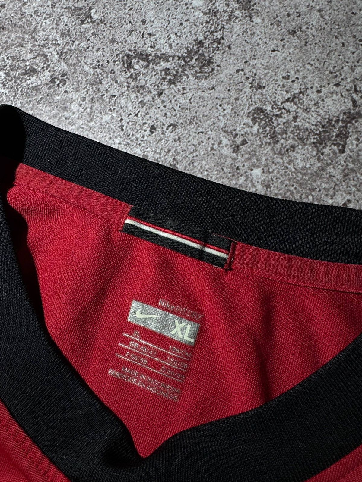 Nike Manchester United 2009 Nike Football T-shirt Soccer Jersey Size US XL / EU 56 / 4 - 7 Thumbnail