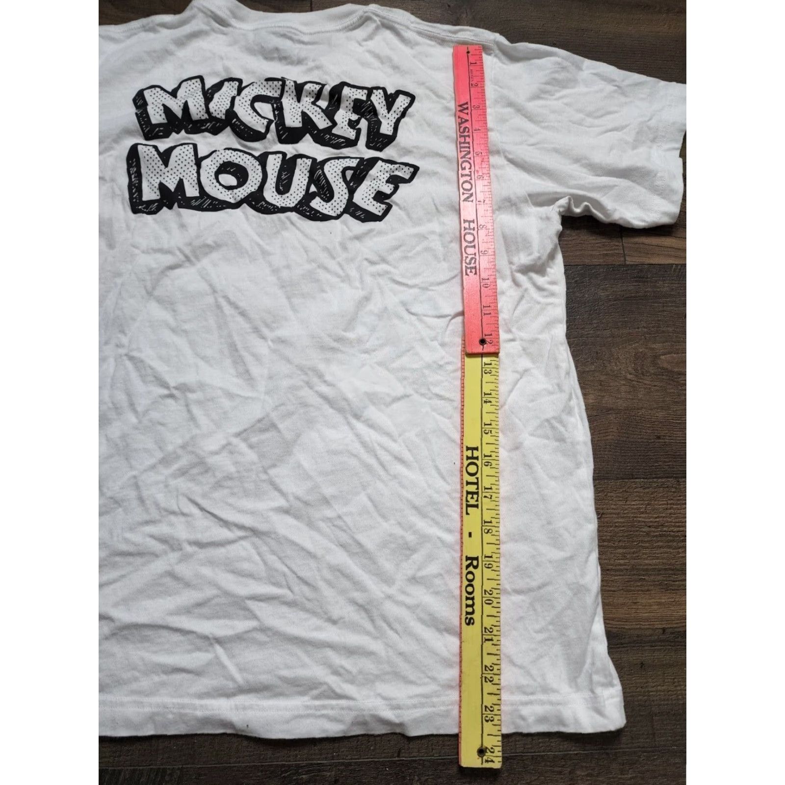 Uniqlo Vintage Uniqlo Disney T-Shirt Men’s M Mickey Mouse Crew Neck Cotton Graphic Print All Seasons Size US M / EU 48-50 / 2 - 3 Thumbnail