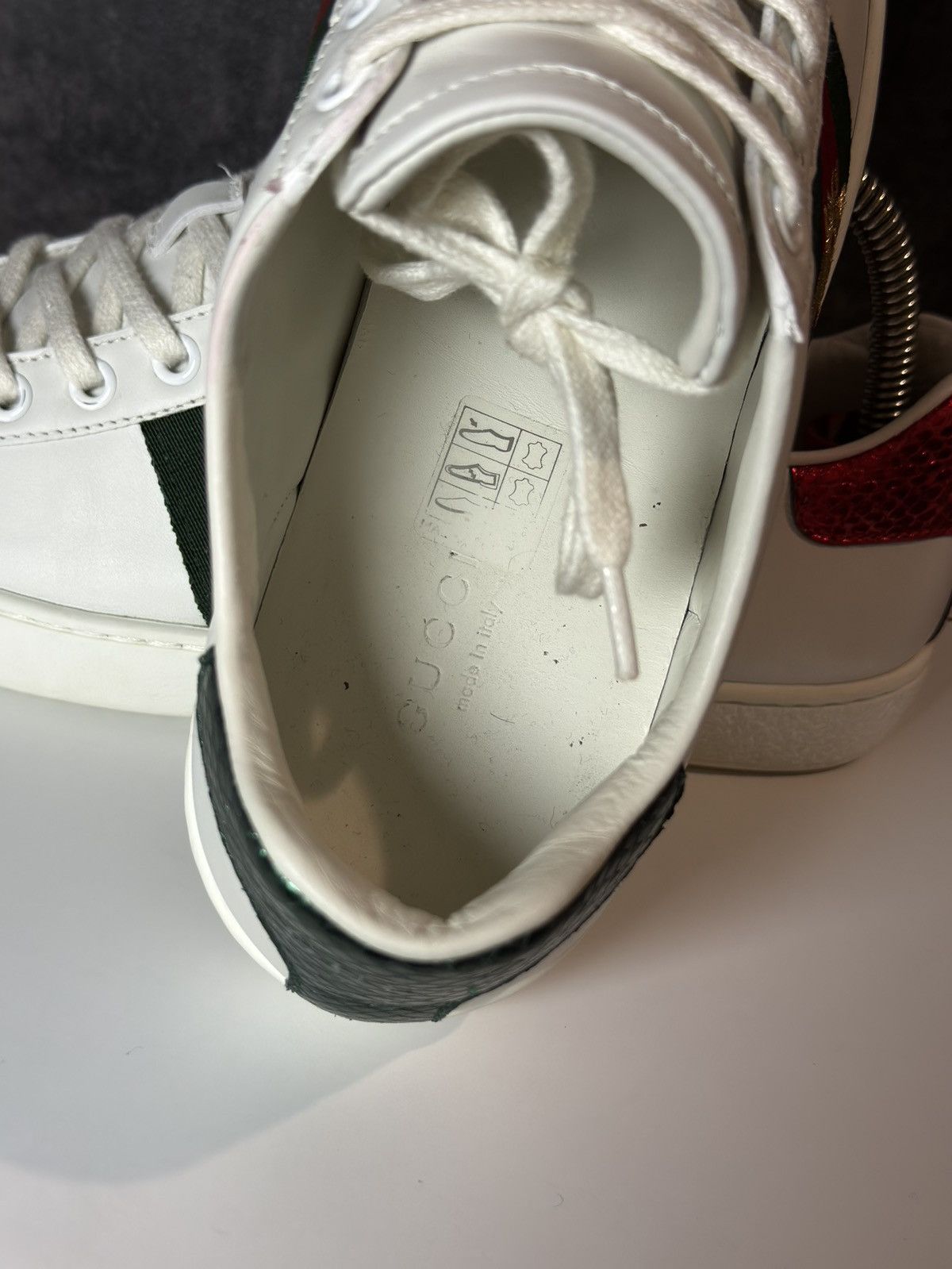 Gucci Gucci Ace Bee Low Top Sneakers Tom Ford Golden Goose Dior Size US 7 / IT 37 - 21 Thumbnail