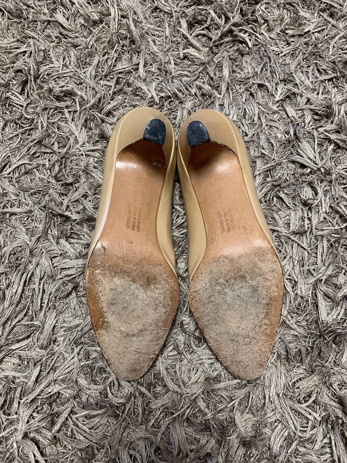 Salvatore Ferragamo Salvatore Ferragamo womens shoes 7.5 size Size US 7.5 / IT 37.5 - 6 Thumbnail