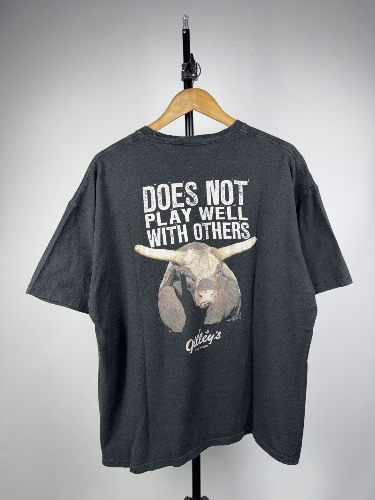 Vintage Vintage Gilley’s Las Vegas Bull Graphic T-Shirt Black XL Size US XL / EU 56 / 4 - 1 Thumbnail