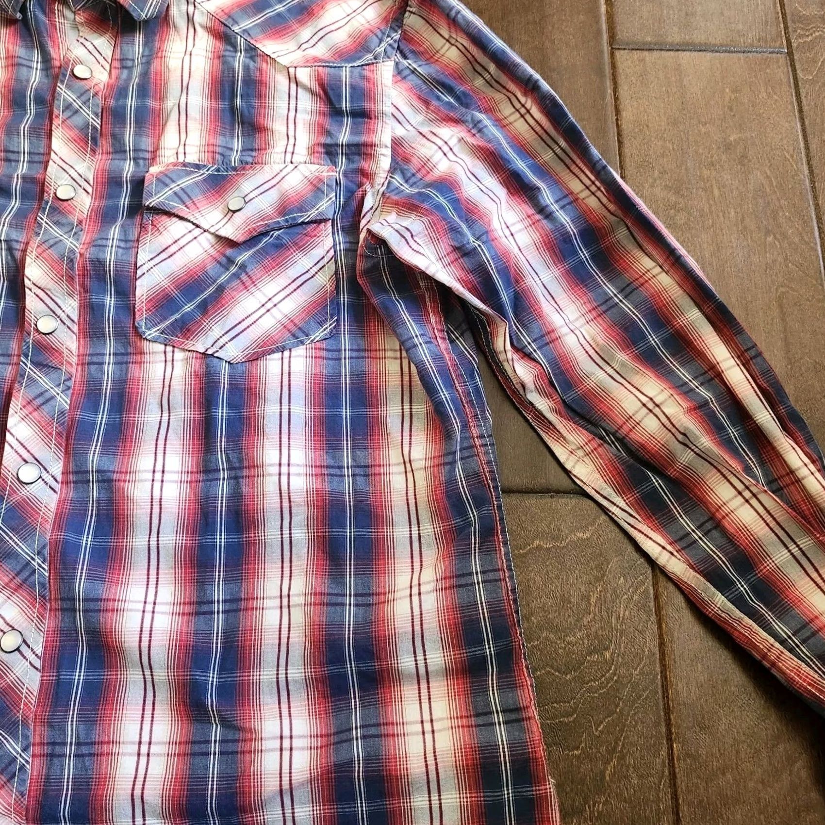 Old Navy Old Navy Mens Plaid Long Sleeve Button Up - Small Size Size US S / EU 44-46 / 1 - 5 Thumbnail
