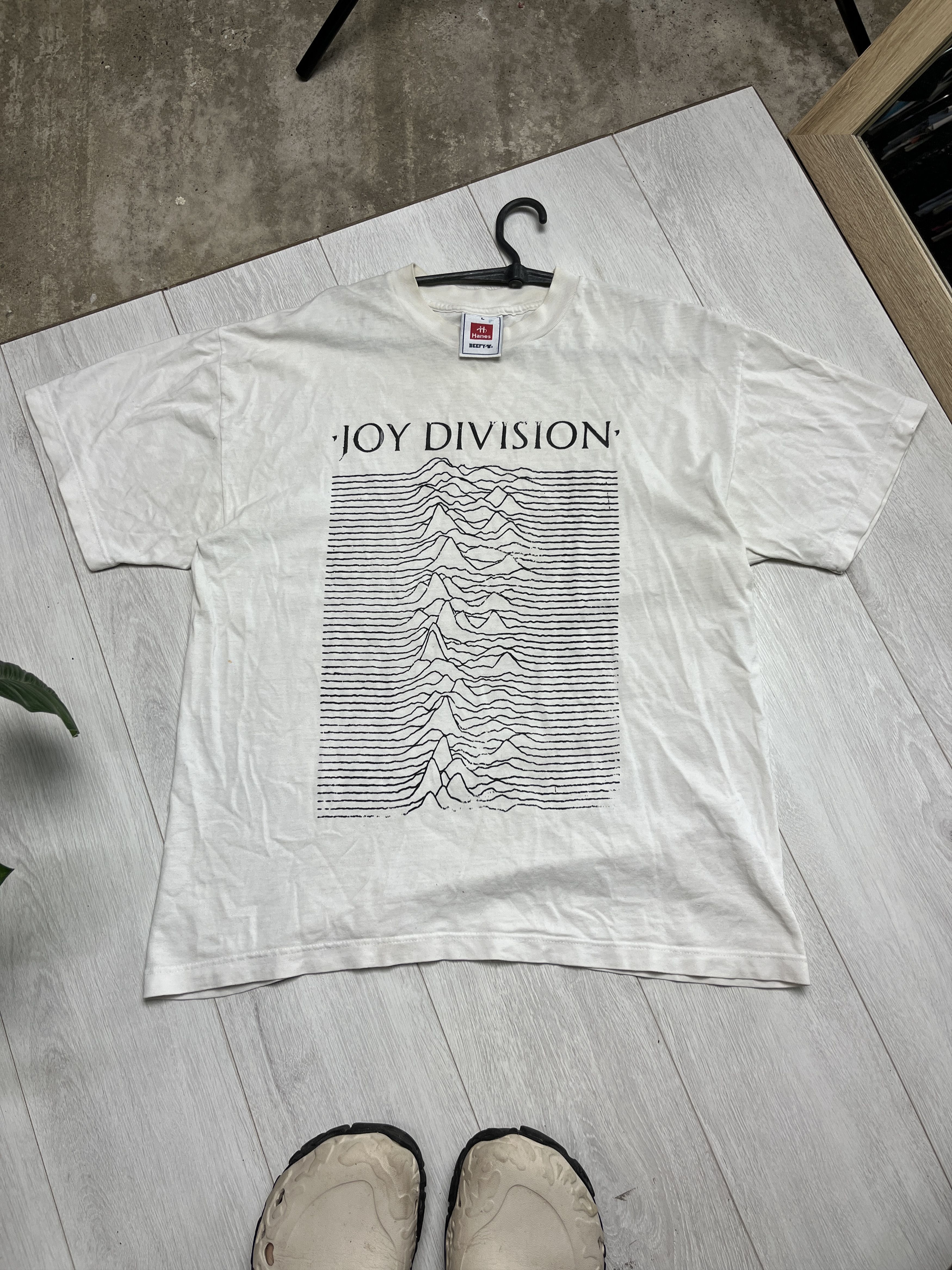 Other 2000s JOY DIVISION "UNKNOWN PLEASURES" GRAPHIC TEE - 831 Size US L / EU 52-54 / 3 - 1 Thumbnail
