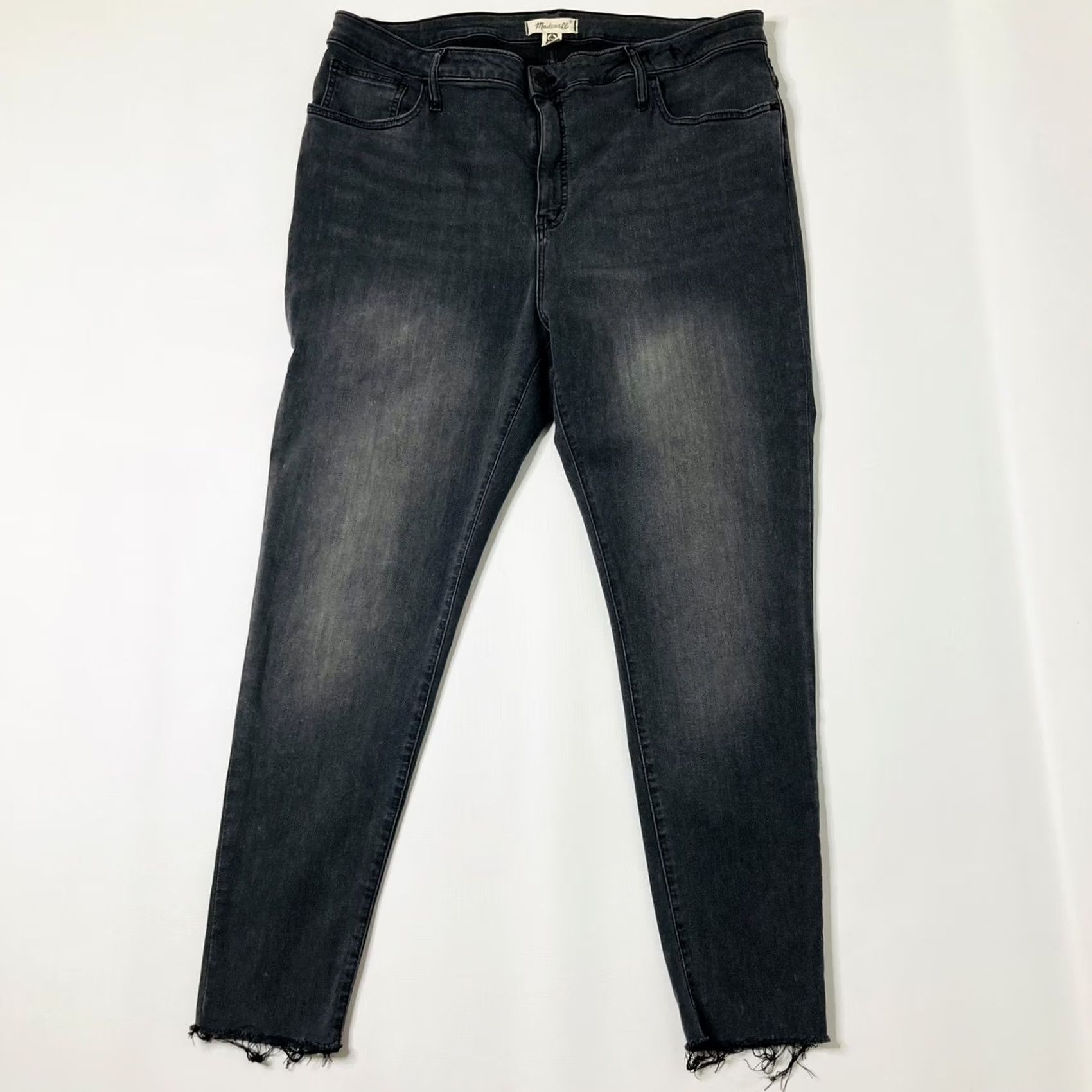Madewell Womens Madewell High Rise 10" Skinny Jeans Size 35 Raw Hem Faded Black Jeans Size 24" / US 00 / IT 34 - 2 Thumbnail