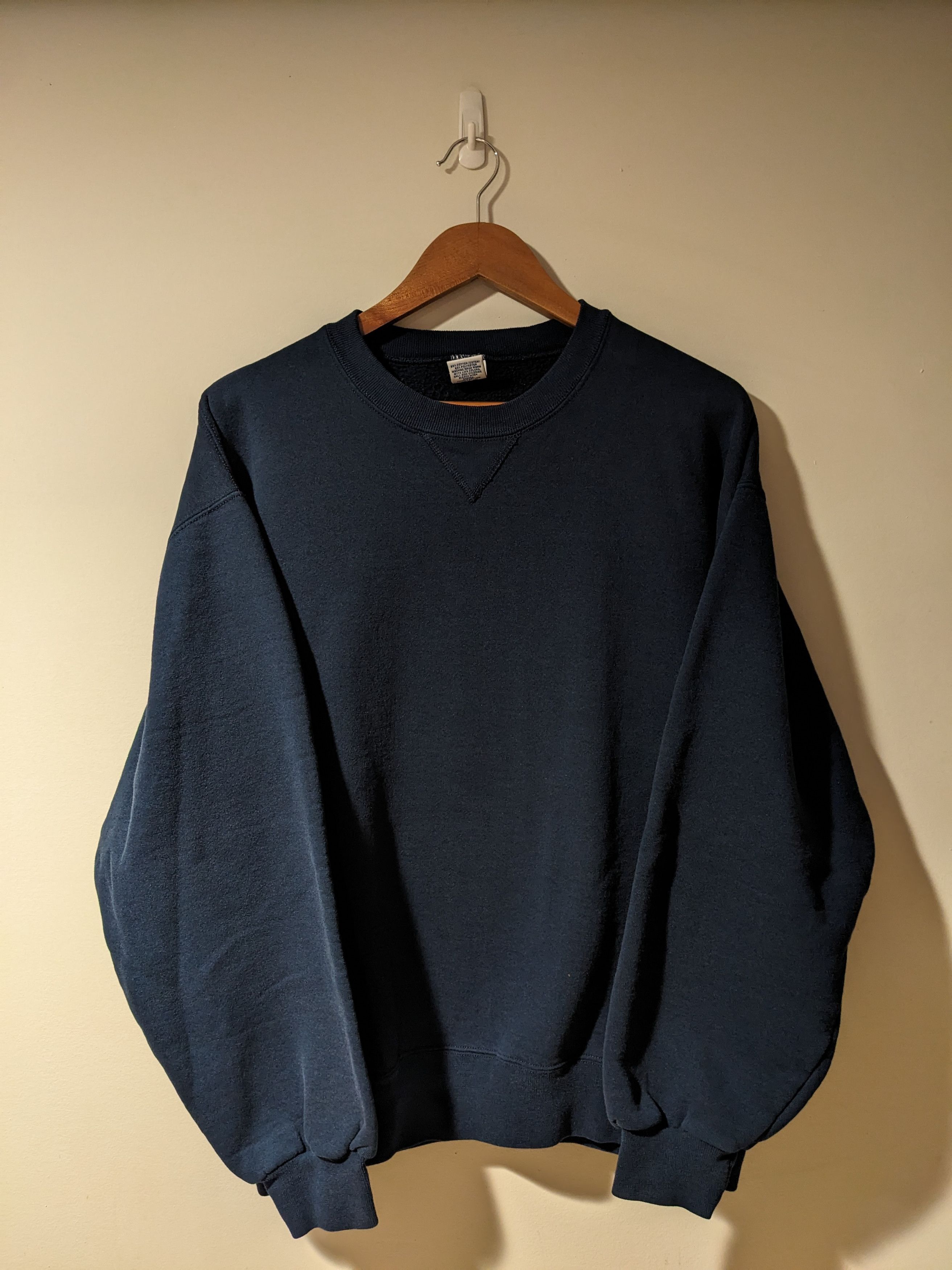 Russell Athletic × Vintage Vintage 90s Russell Athletic Blue Large Blank Sweatshirt Size US L / EU 52-54 / 3 - 1 Thumbnail