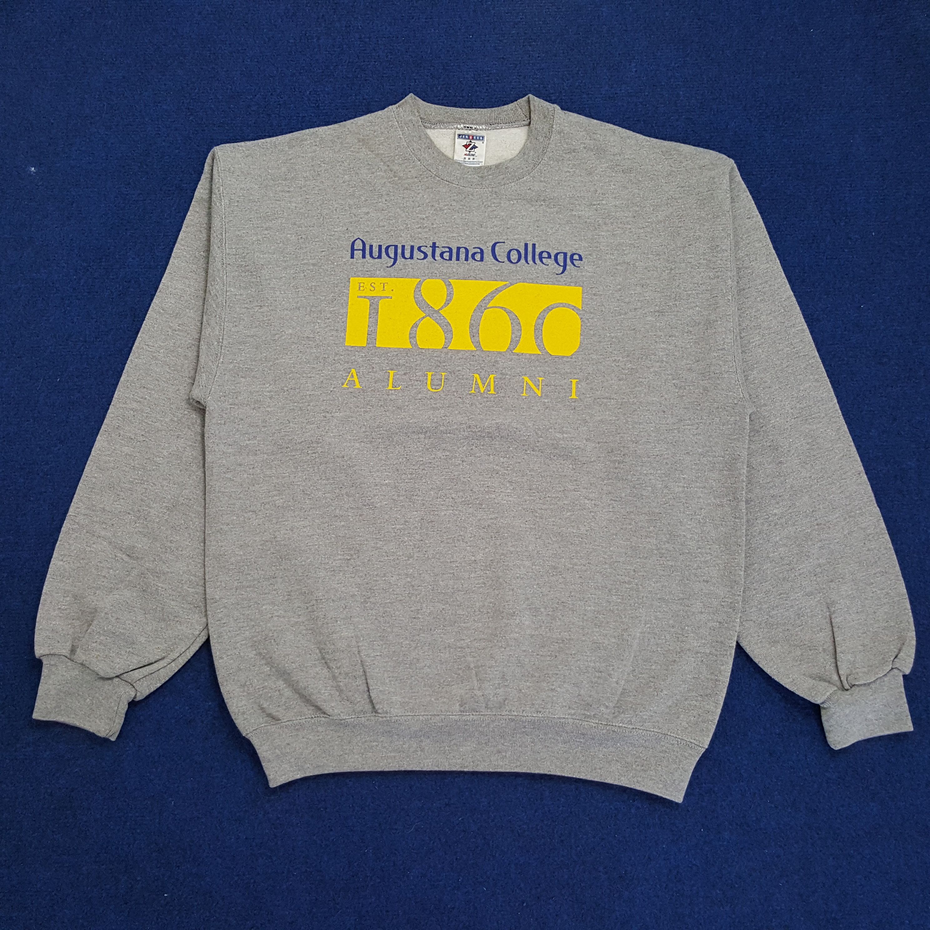 Vintage Vintage Augustana College Alumni Since 1860 Sweatshirts Size US M / EU 48-50 / 2 - 1 Thumbnail