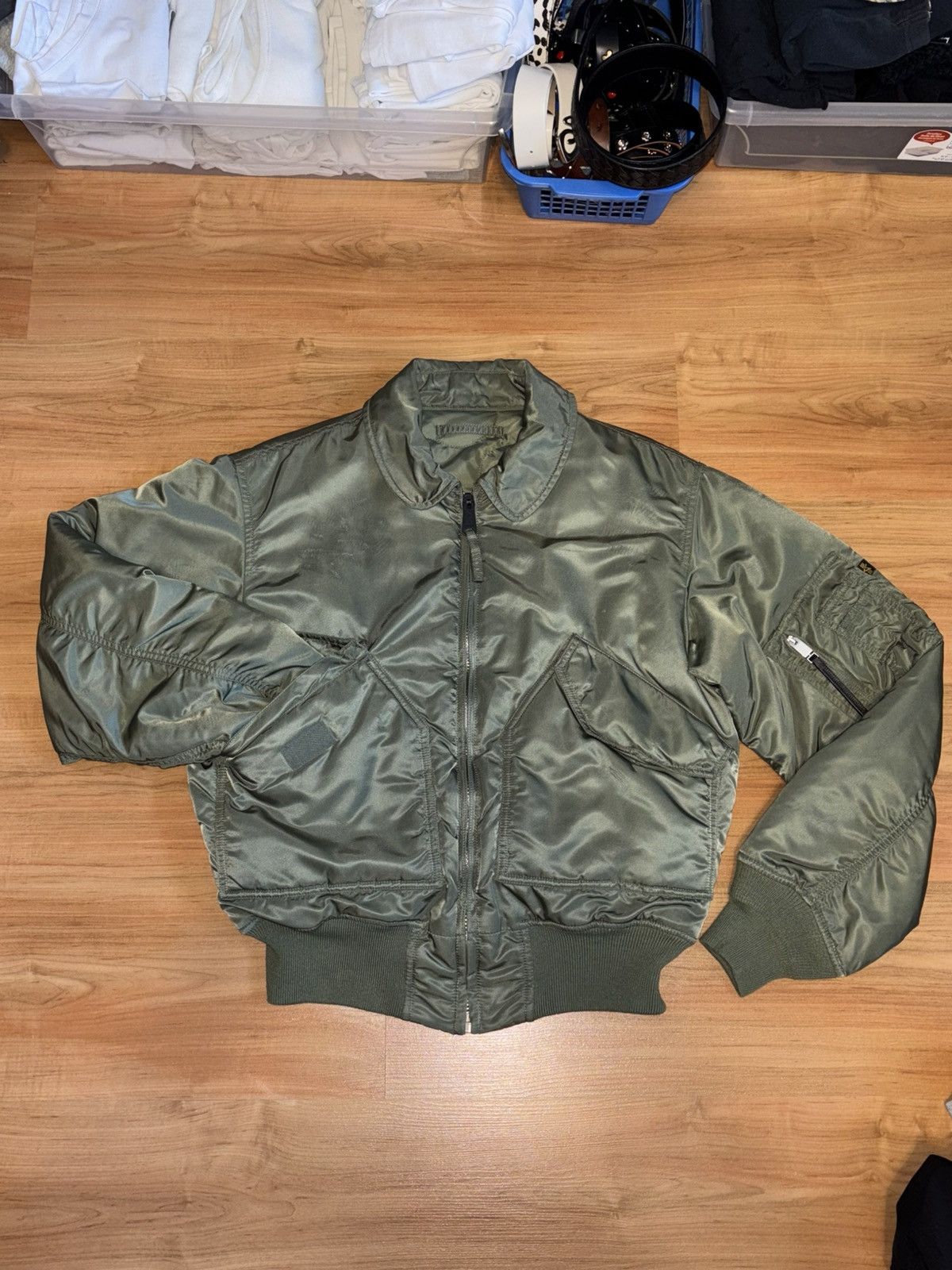 Naomi Ave | Grailed