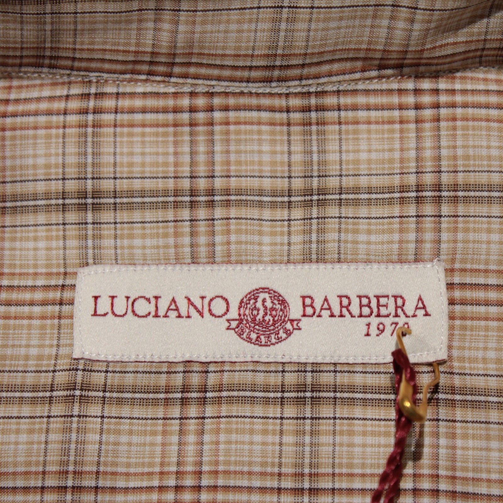 Luciano Barbera Luciano Barbera New with tags Shirt Size M US In Beige Size US M / EU 48-50 / 2 - 4 Thumbnail