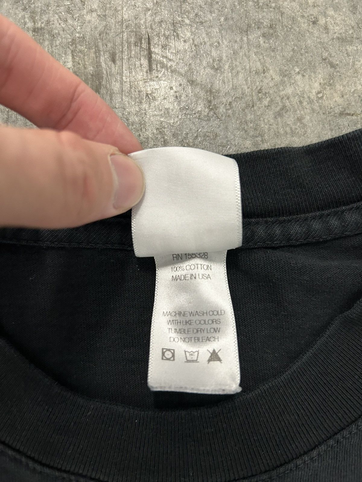 Warren Lotas Warren lotas t shirt beware of a man with no name Size US M / EU 48-50 / 2 - 3 Thumbnail