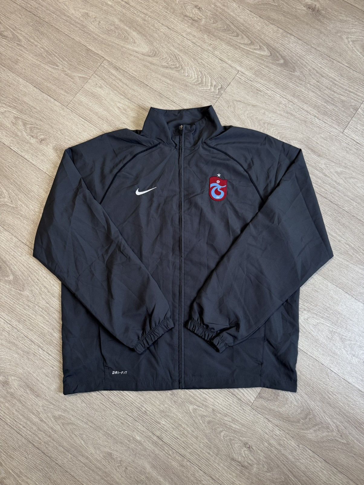 Nike 🔷Nike Trabzonspor Light Jacket🔷 Size US XL / EU 56 / 4 - 1 Thumbnail