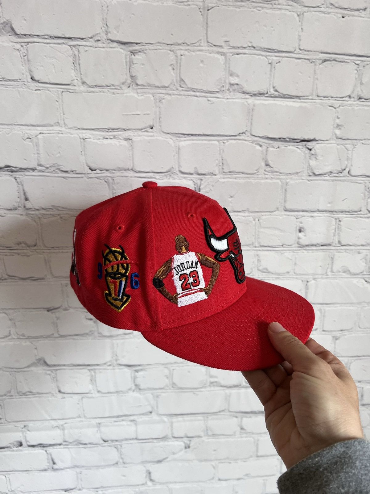 New Era Chicago Bulls Customized New Era Fitted Hat Size ONE SIZE - 1 Thumbnail