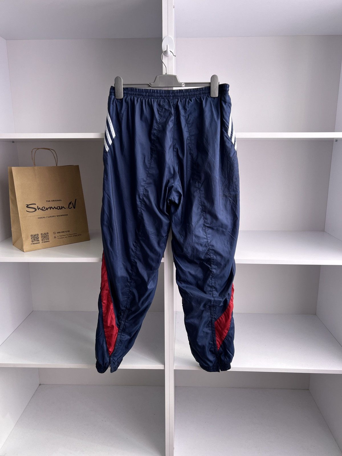 Adidas × Vintage Vintage Adidas Streetwear 90s style nylon pants Size US 32 / EU 48 - 11 Thumbnail