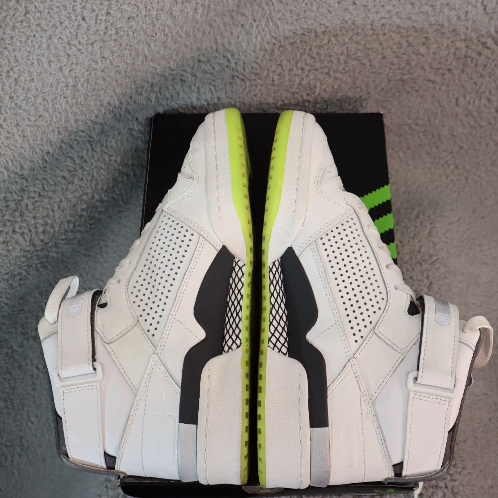 Adidas adidas Forum Sneaker - White Leather Mid Top - 2021 - Size 10 - Mens - Casual Shoes - GW7794 - Rubber Outsole - Lace Up - 9.5 US / 10 UK / 44 EU Size US 10 / EU 43 - 7 Thumbnail