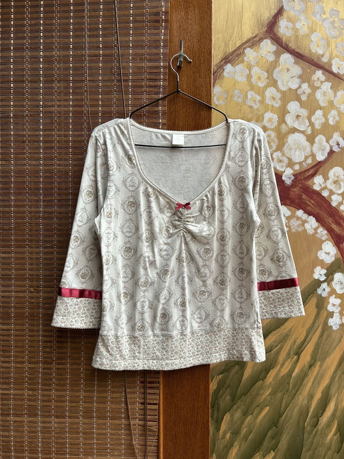 Vintage Vive Maria Scoop Neck Ruched Bow Medallion 3/4 Sleeve Top S Size L / US 10 / IT 46 - 1 Thumbnail