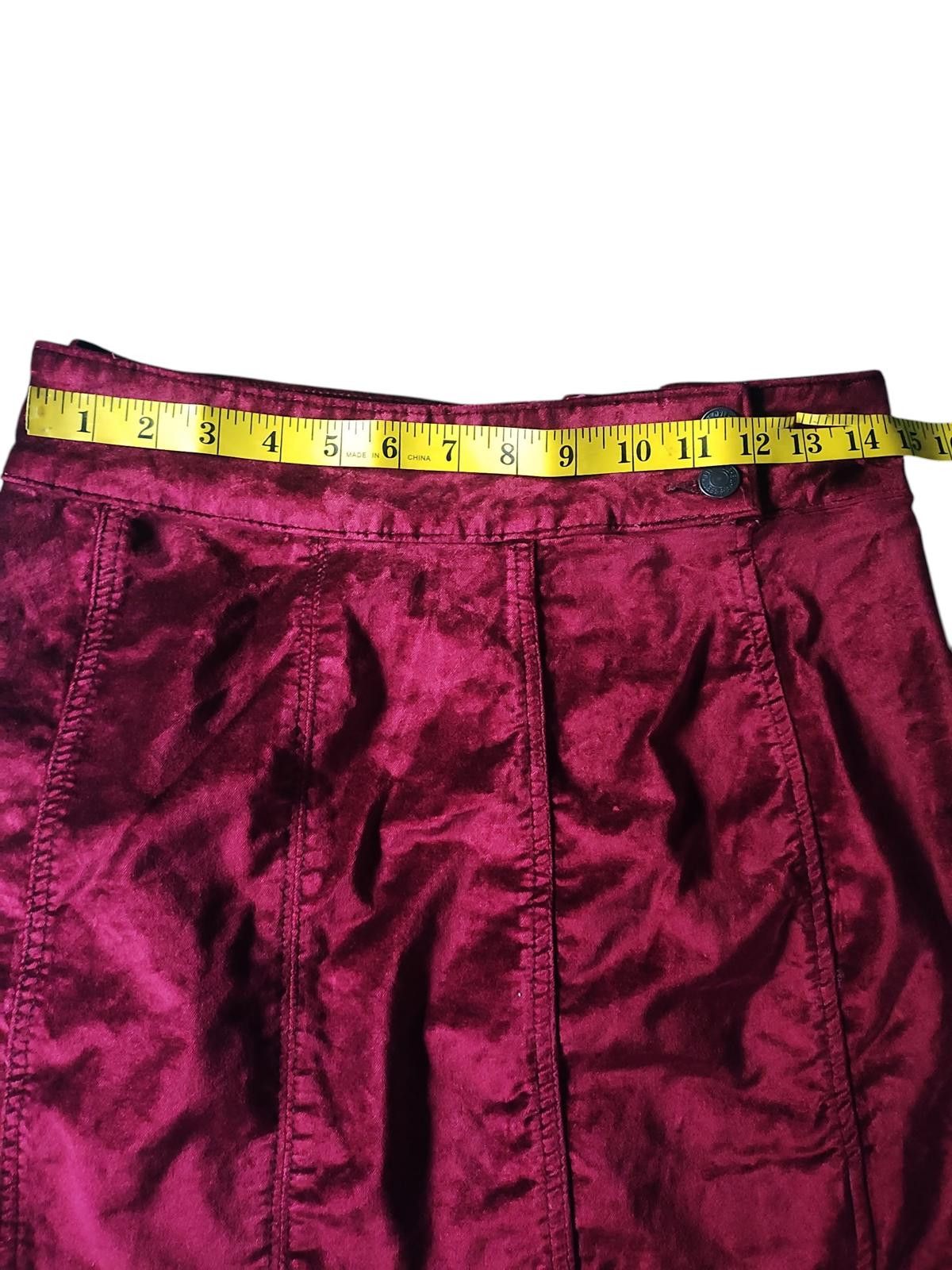 Free People Free People Red Velvet Mini Skirt W27 Size 27" / US 4 / IT 40 - 4 Thumbnail