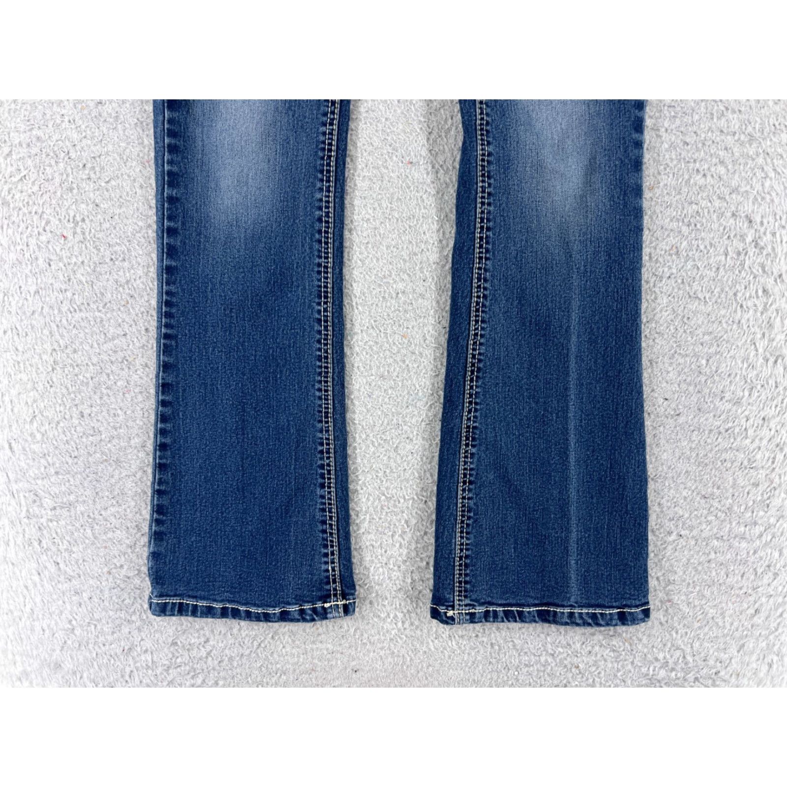 Vintage VINTAGE Wallflower Jeans Women Flared Pants Cotton Rayon Blue Embroidered Rhinestone 22x29 Size 25" / US 0 / IT 36 - 2 Thumbnail