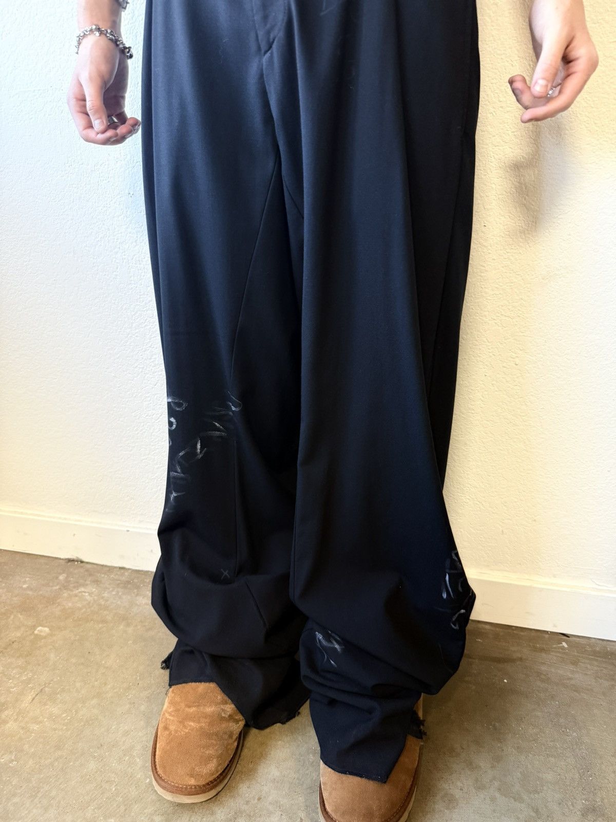 Balenciaga Balenciaga Runway Drawn On Dress Pants Size US 30 / EU 46 - 2 Thumbnail