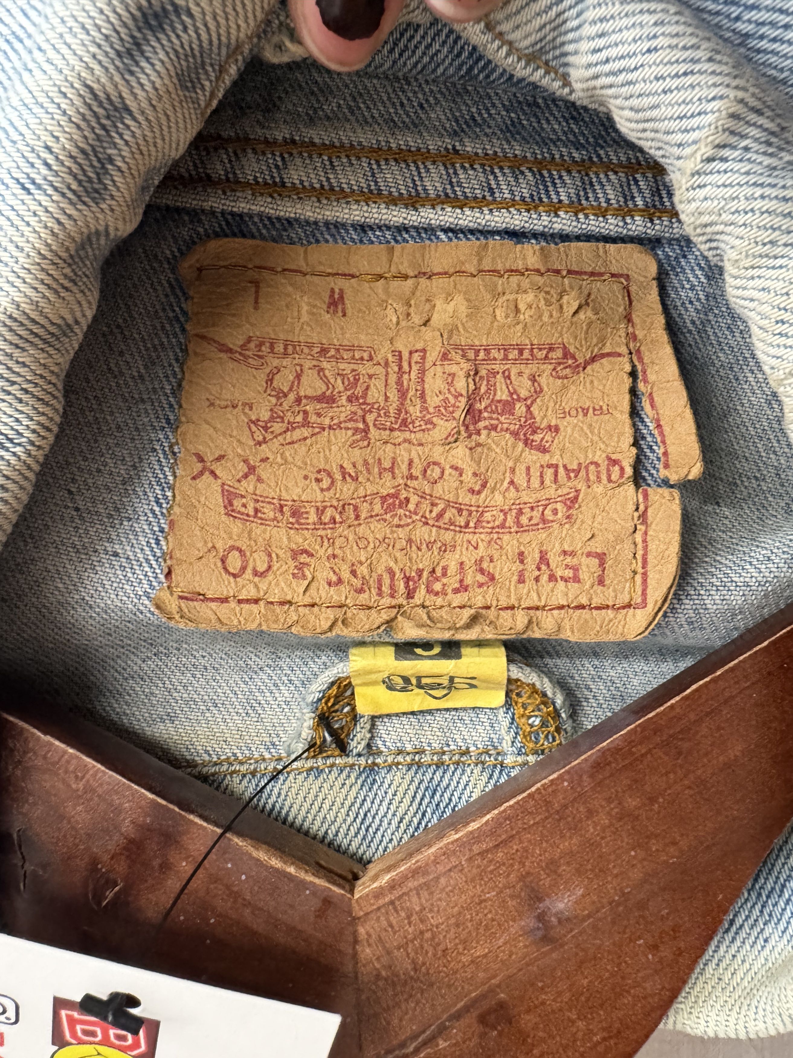 Levi's Vintage Levi's Denim Jacket Size US M / EU 48-50 / 2 - 2 Thumbnail