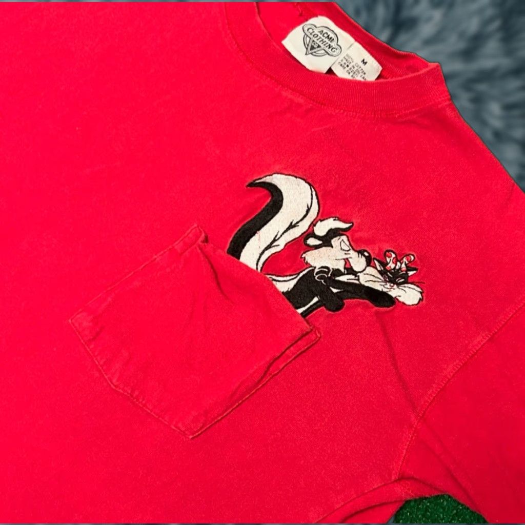 Vintage VINTAGE Pepe Le Pew Looney Tunes Embroidered VTG Shirt M Red 90s Cartoon Hip Hop Mens Shirt Size US M / EU 48-50 / 2 - 1 Thumbnail