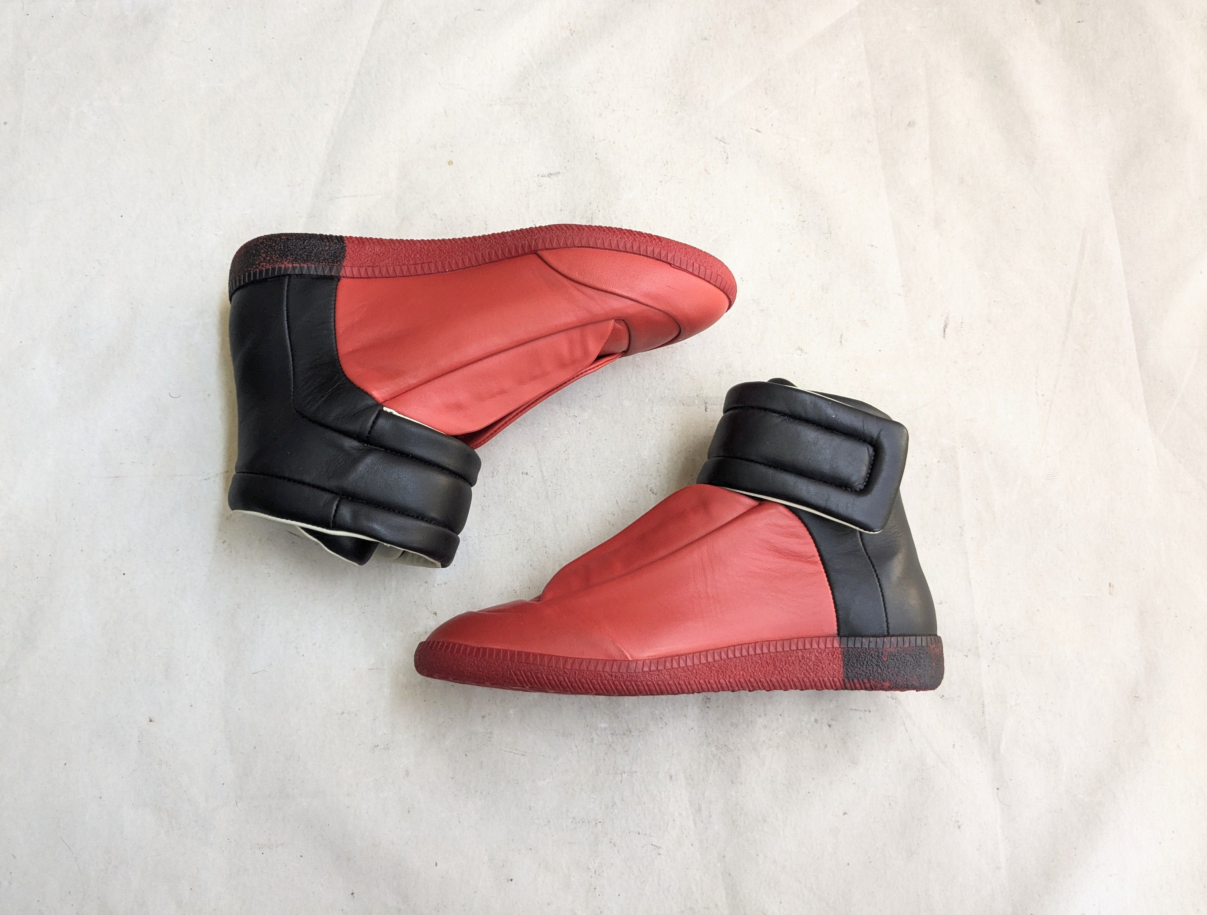 Maison Margiela Maison Margiela Future Red Black 38.5 8.5 High Size US 8.5 / IT 38.5 - 1 Thumbnail