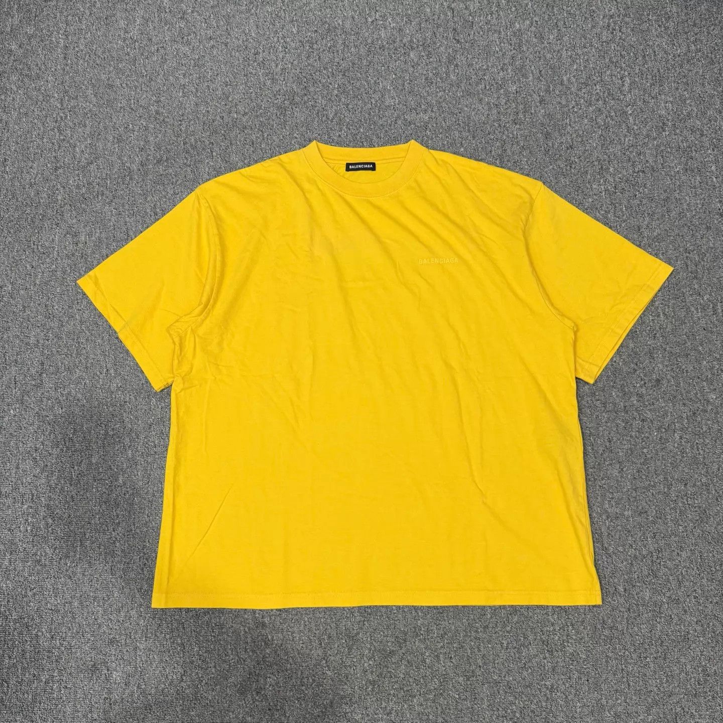 Balenciaga Balenciaga Yellow Embroidered Logo Short Sleeve Tee S99New Size S / US 4 / IT 40 - 1 Thumbnail