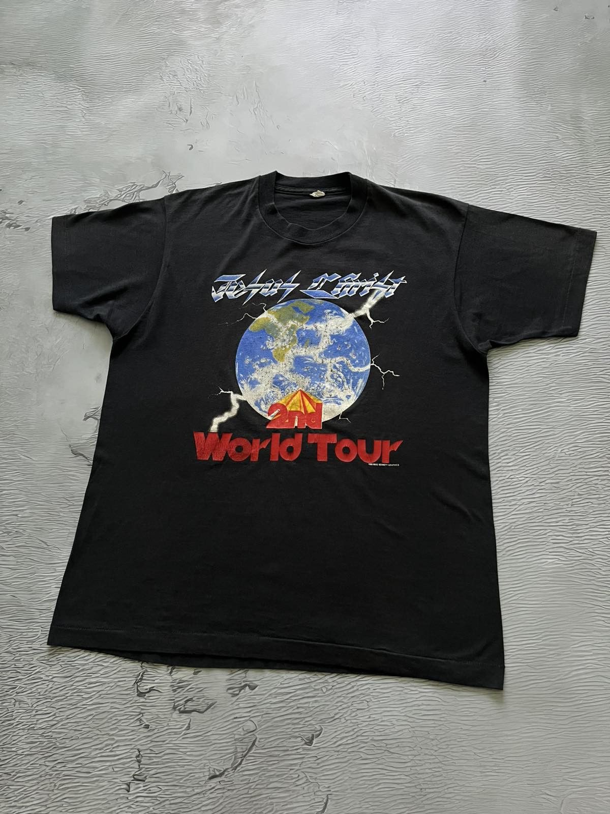 Vintage Vintage 80s Jesus Christ 2nd World Tour T Shirt – Â©1989 Size US M / EU 48-50 / 2 - 1 Thumbnail