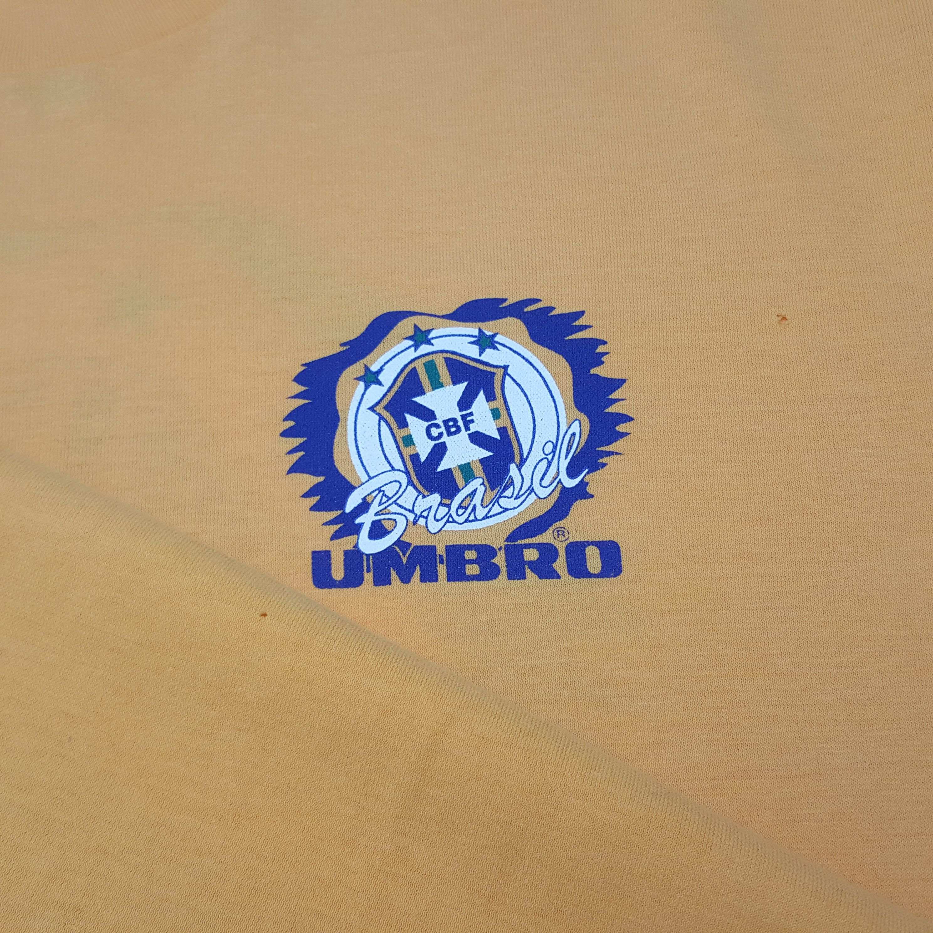 Umbro × Vintage Vintage Umbro Brazil Football Big Logo Tshirt Size US L / EU 52-54 / 3 - 7 Thumbnail