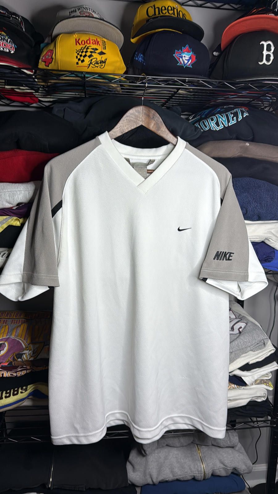 Nike Vintage Nike V-Neck Performance Shirt Size US XL / EU 56 / 4 - 1 Thumbnail