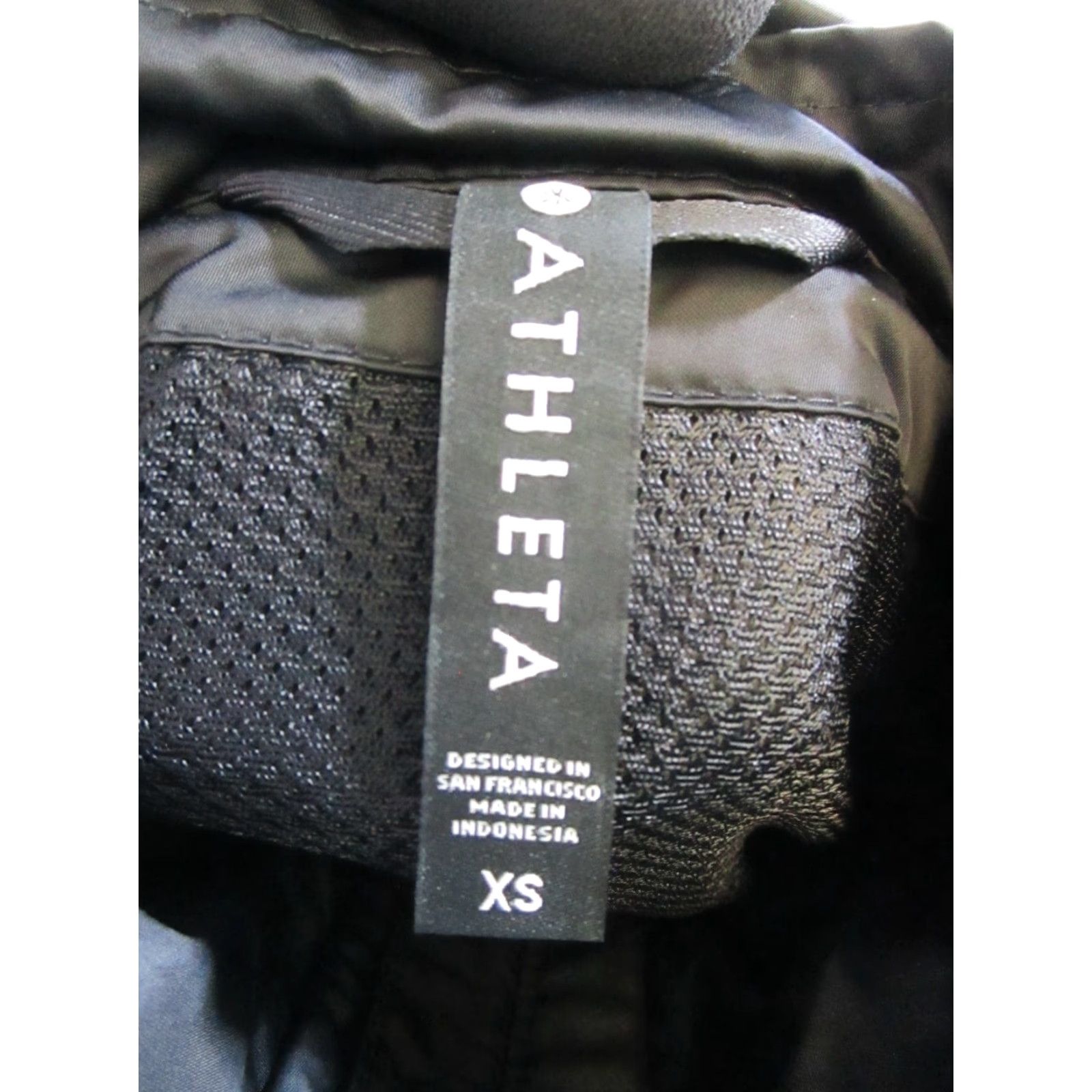 Athleta Athleta Jacket Womens XS Black Full Zip Athletic Running & Jogging, Walking Basic Jacket Mens? Size XS / US 0-2 / IT 36-38 - 3 Thumbnail