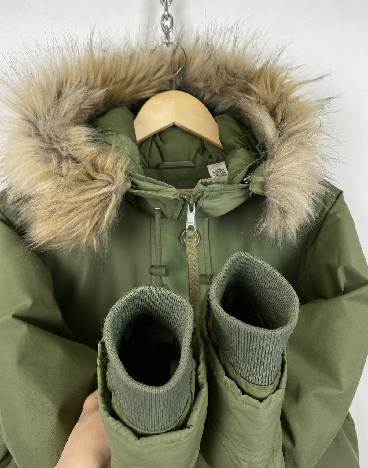 Levi's Levi’s Full Zip Parka Jacket Faux Fur Hood Size S Green Top Size S / US 4 / IT 40 - 4 Thumbnail