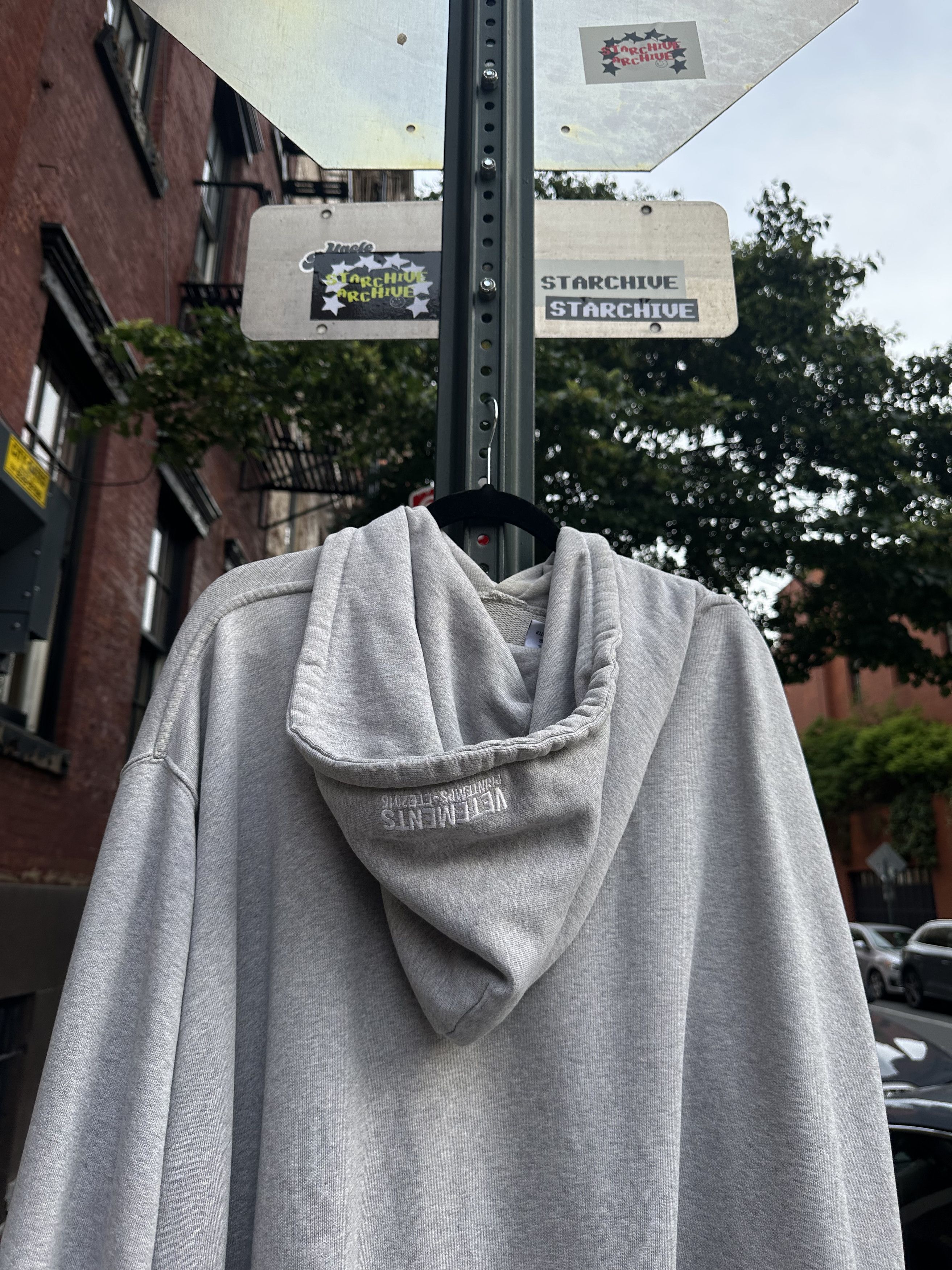 Vetements Vetements Parody Hoodie Size US M / EU 48-50 / 2 - 4 Thumbnail