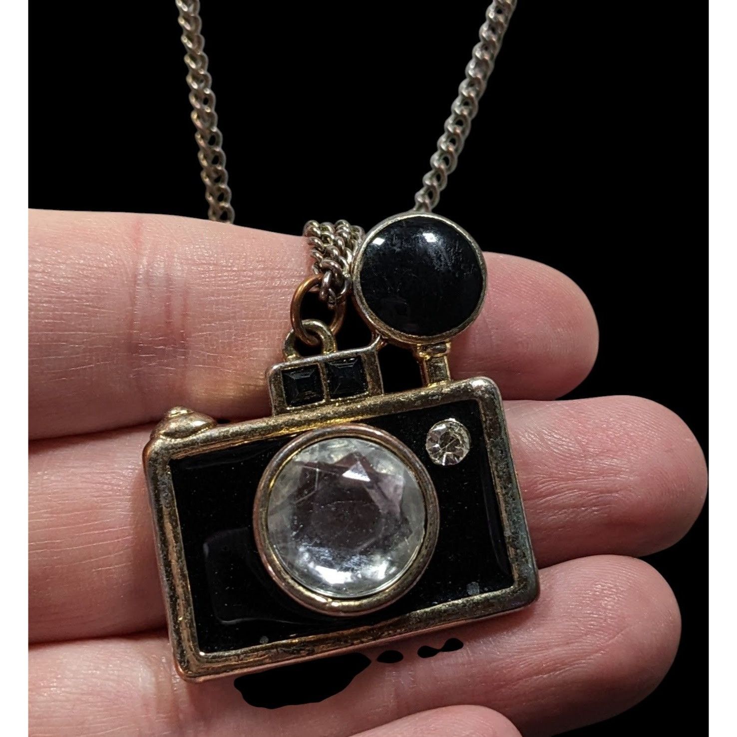 Other Quirky Glam Camera Pendant Necklace With Crystal Lens & Blac Size ONE SIZE - 5 Thumbnail