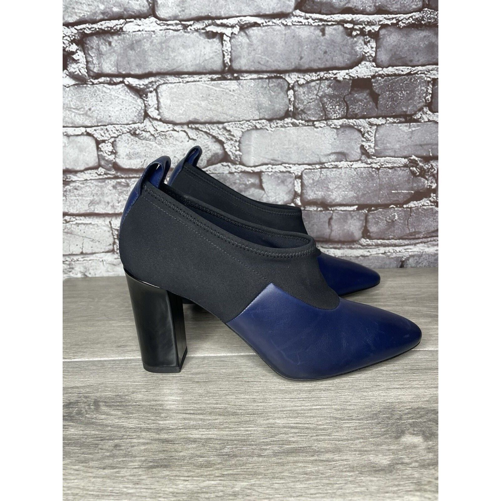 Other Via Spiga Midnight Navy Blue Leather Black Fabric Heels Wome Size US 8.5 / IT 38.5 - 13 Thumbnail