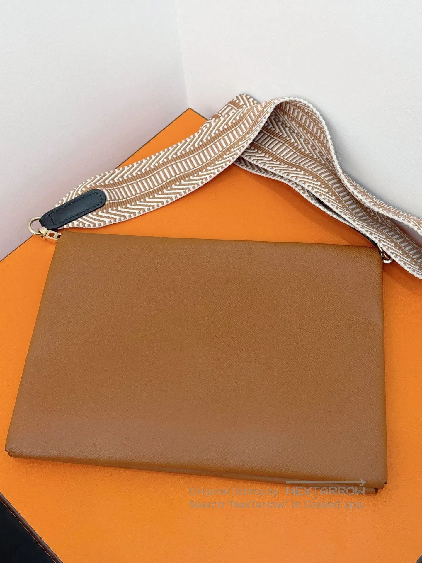 Hermes Hermes Calvi Large Envelope Clutch. Size ONE SIZE - 1 Thumbnail