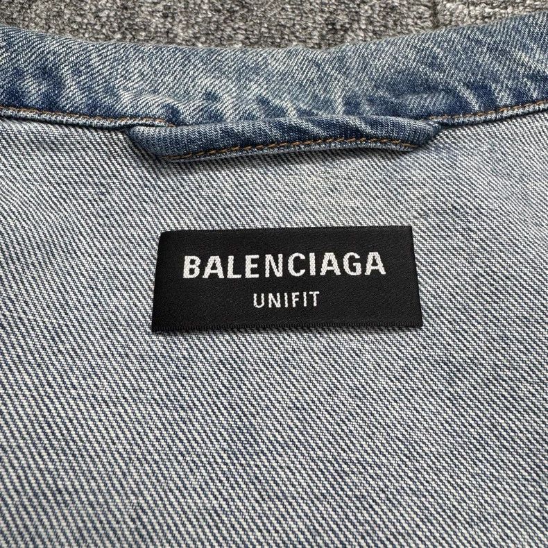Balenciaga Balenciaga destroys old waterfall letters embroidered denim Size US S / EU 44-46 / 1 - 2 Thumbnail