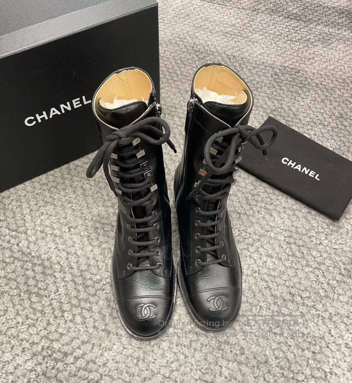 Chanel CHANEL Black Mid. Size US 6 / IT 36 - 1 Thumbnail