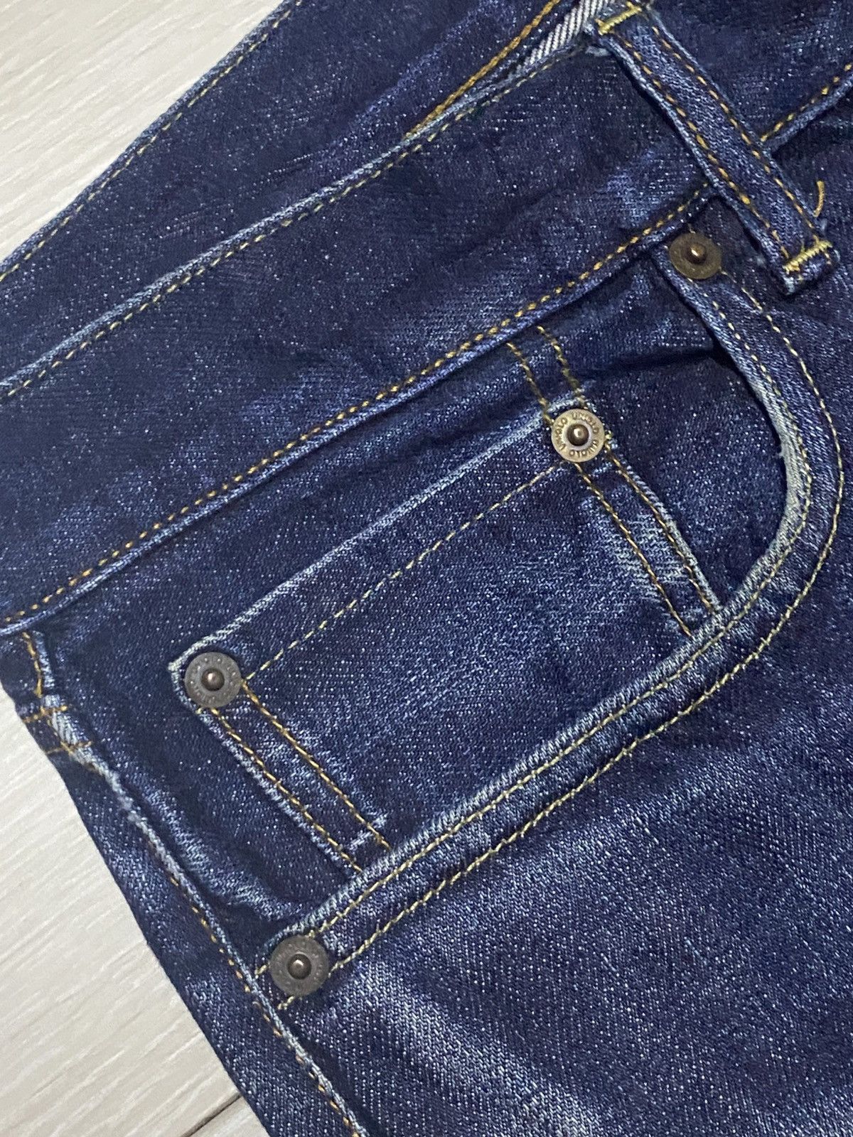 Undercover × Uniqlo Uniqlo Selvedge Blue Whisker Fade Wash Distressed Jeans Size US 37 - 7 Thumbnail
