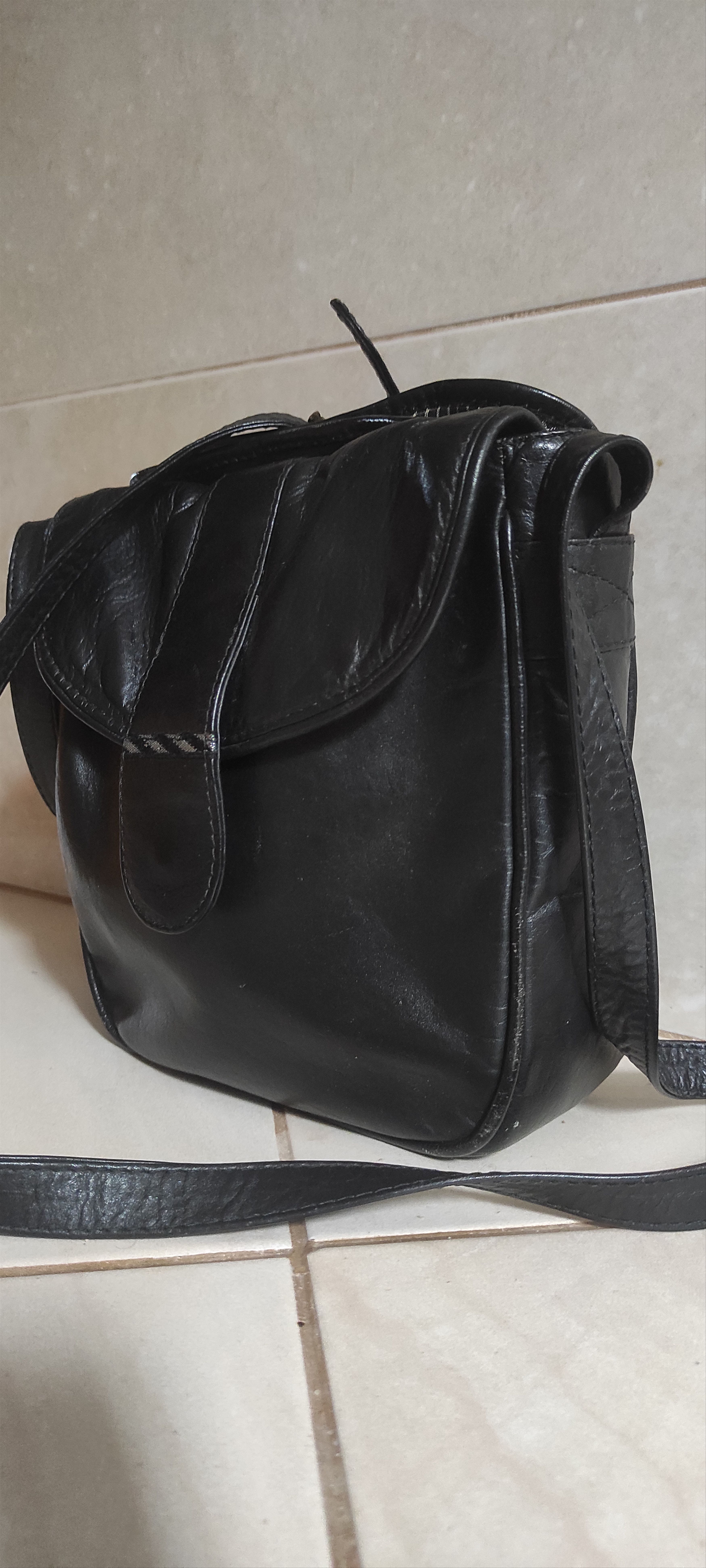 Longchamp Longchamp Paris Black Pebble Leather Crossbody Bag Size ONE SIZE - 17 Thumbnail
