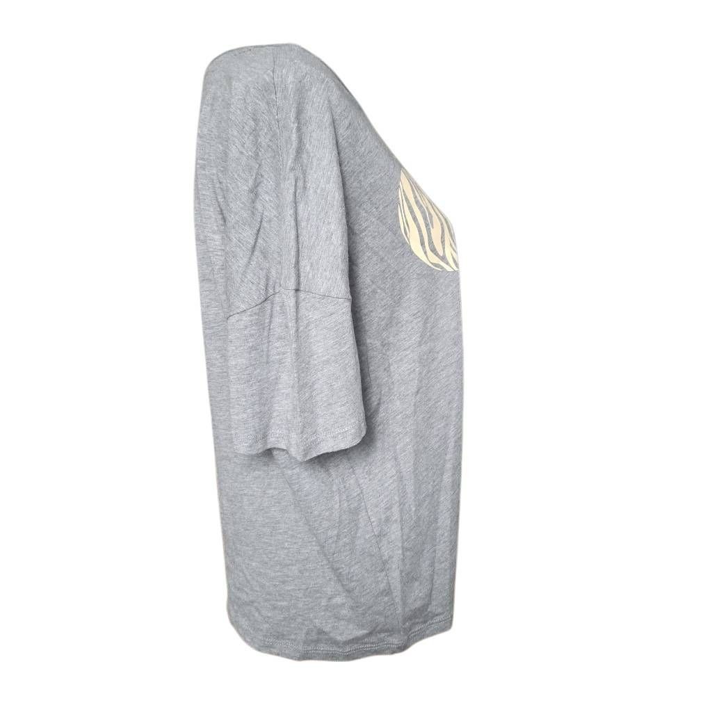 Disney Disney Women's Size Medium Gray Pooh Bear Oversized Graphic Size M / US 6-8 / IT 42-44 - 4 Thumbnail
