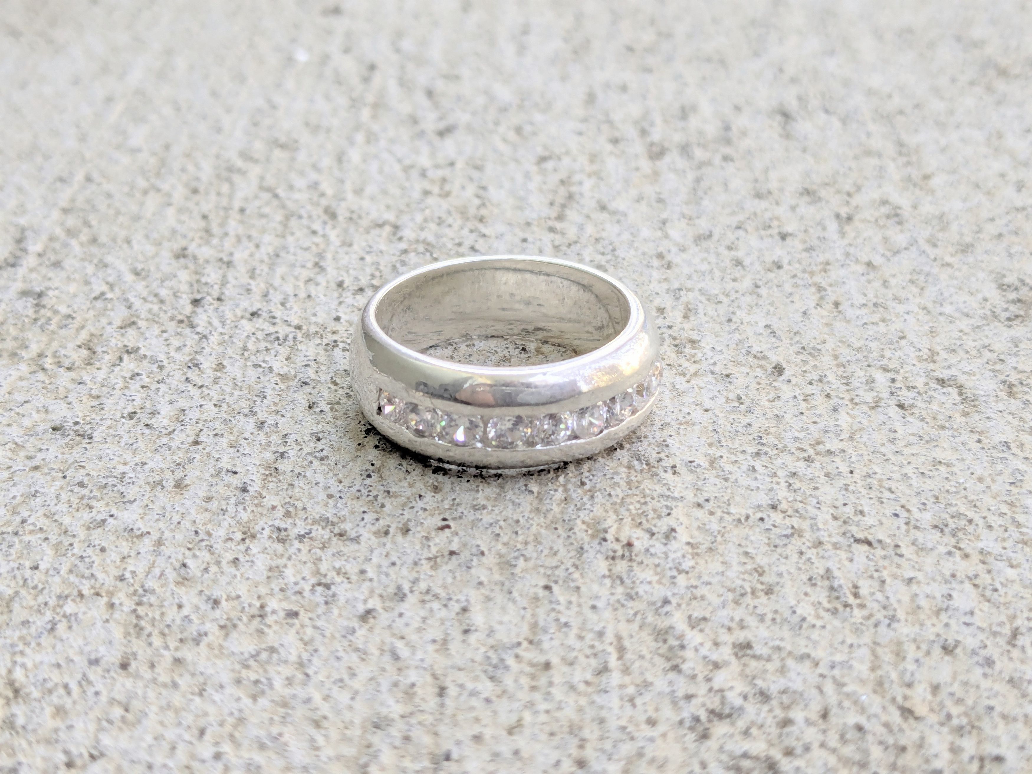 Jewelry Vintage Sterling Silver Ring CZ 9.75 Channel Wedding Band Size ONE SIZE - 1 Thumbnail