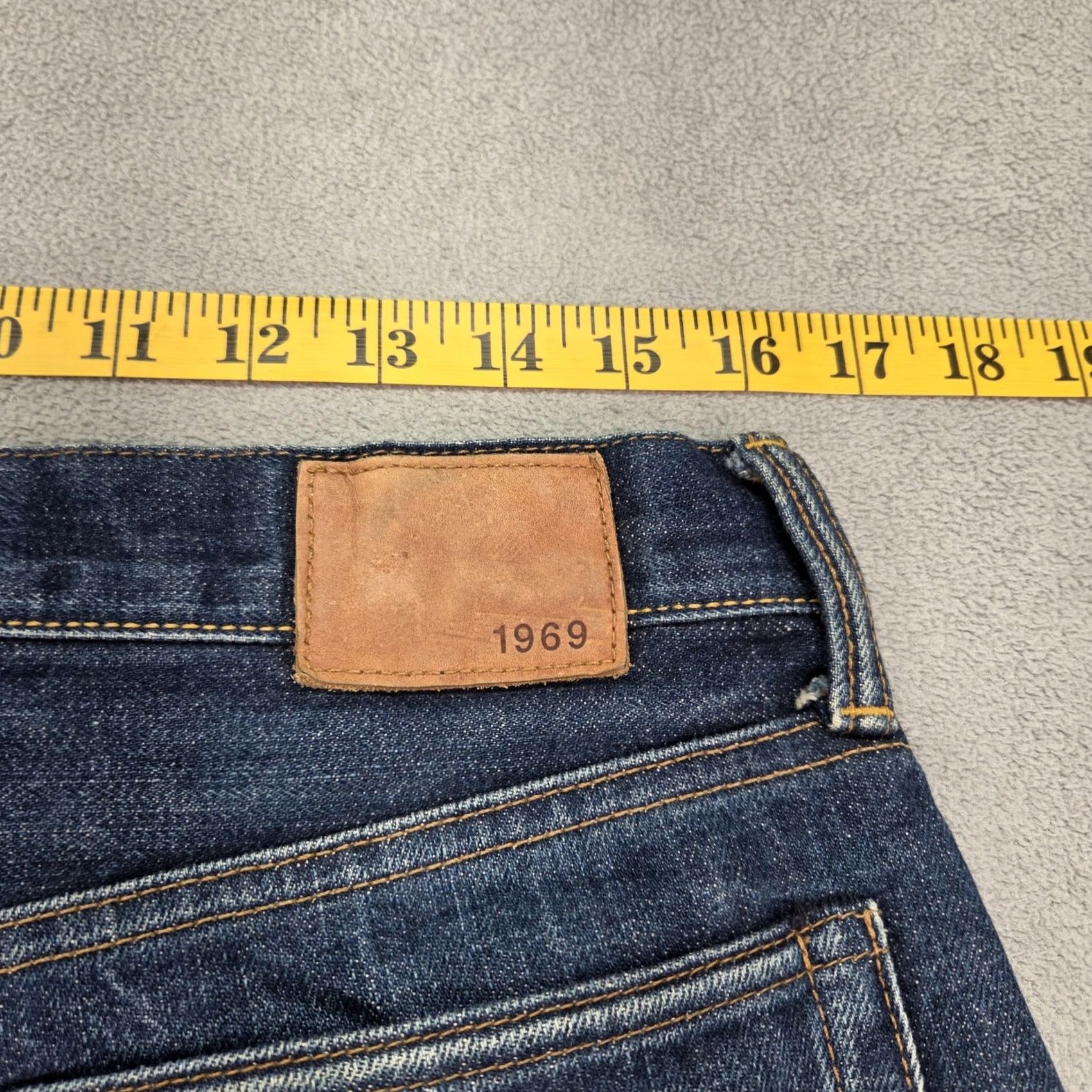 Gap Gap 1969 Jeans Mens Regular 32x26 Blue Cotton 5-Pocket Whiskers Selvedge Straight Vintage No Size US 32 / EU 48 - 7 Thumbnail