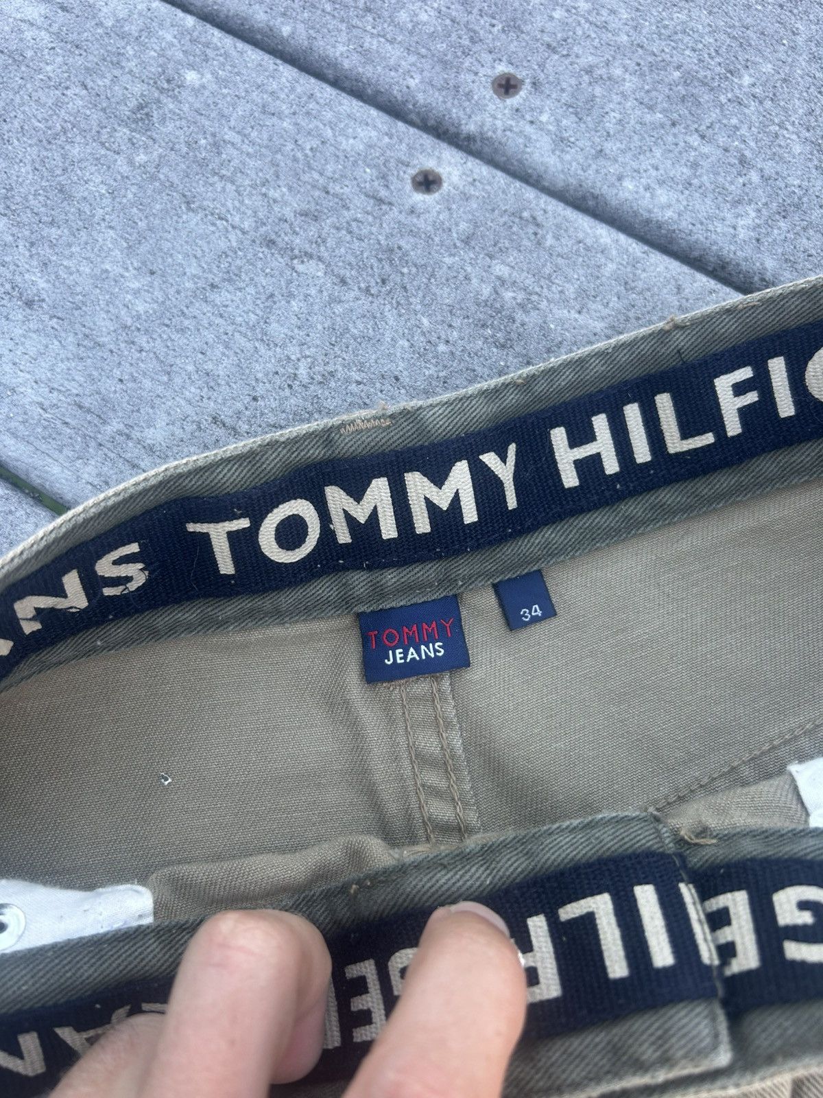 Tommy Hilfiger Y2K Jnco style Tommy Hilfiger shorts Size US 34 / EU 50 - 4 Thumbnail