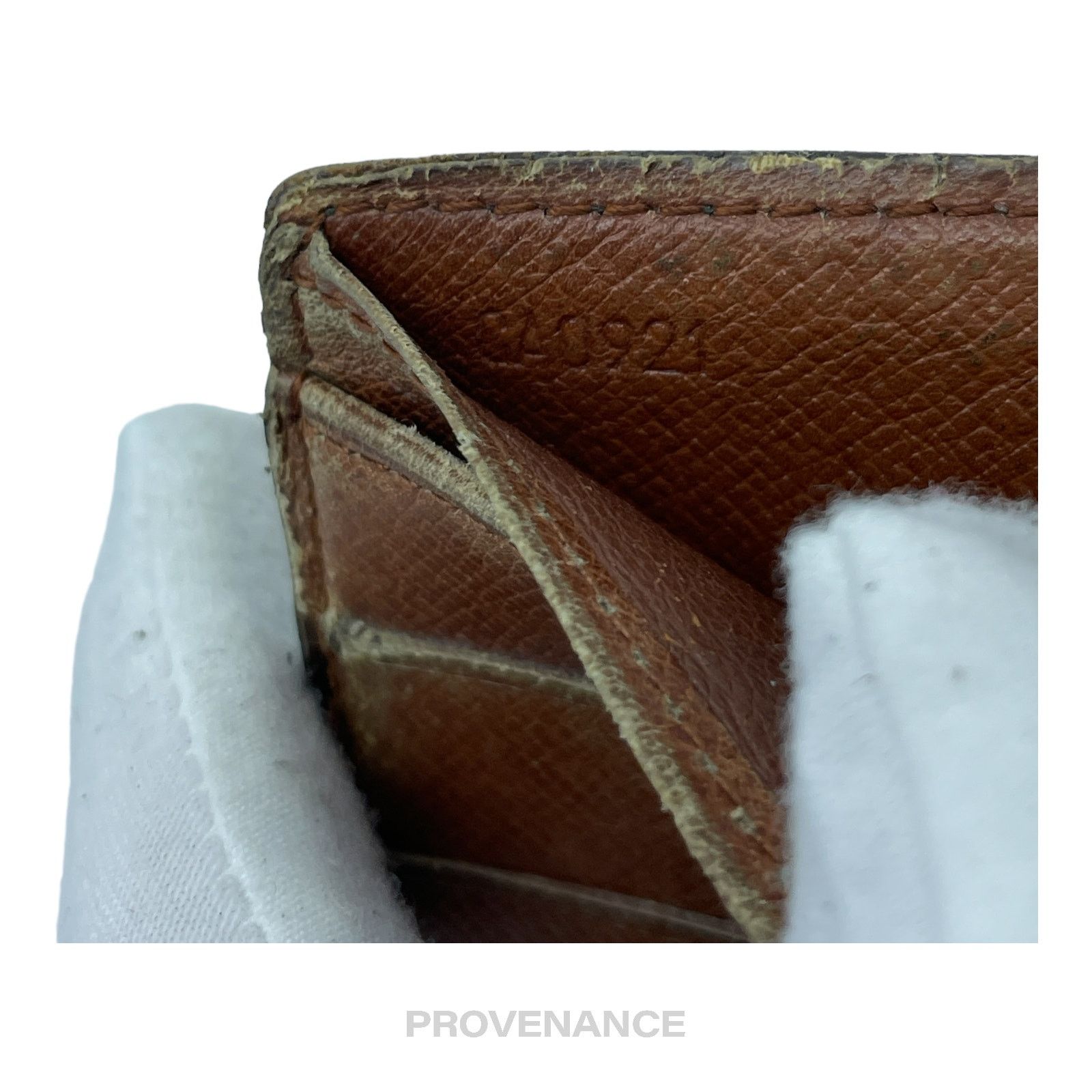 Louis Vuitton 🔴 Louis Vuitton Marco Wallet - Monogram Size ONE SIZE - 9 Thumbnail