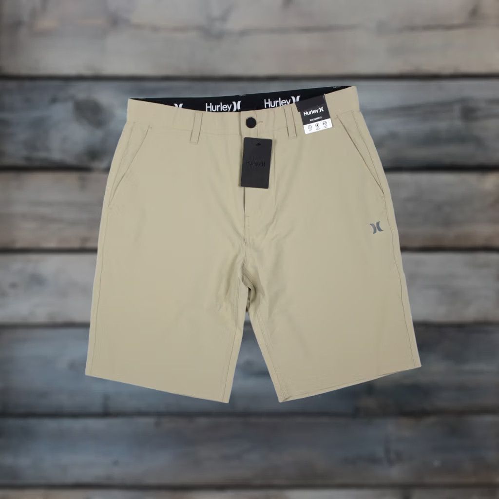Hurley Hurley Mens Flex Terrain Hybrid Walk Shorts Size 30 Khaki Inseam 9.75" 30 x 9.75" Solid Beige Size US 30 / EU 46 - 1 Thumbnail