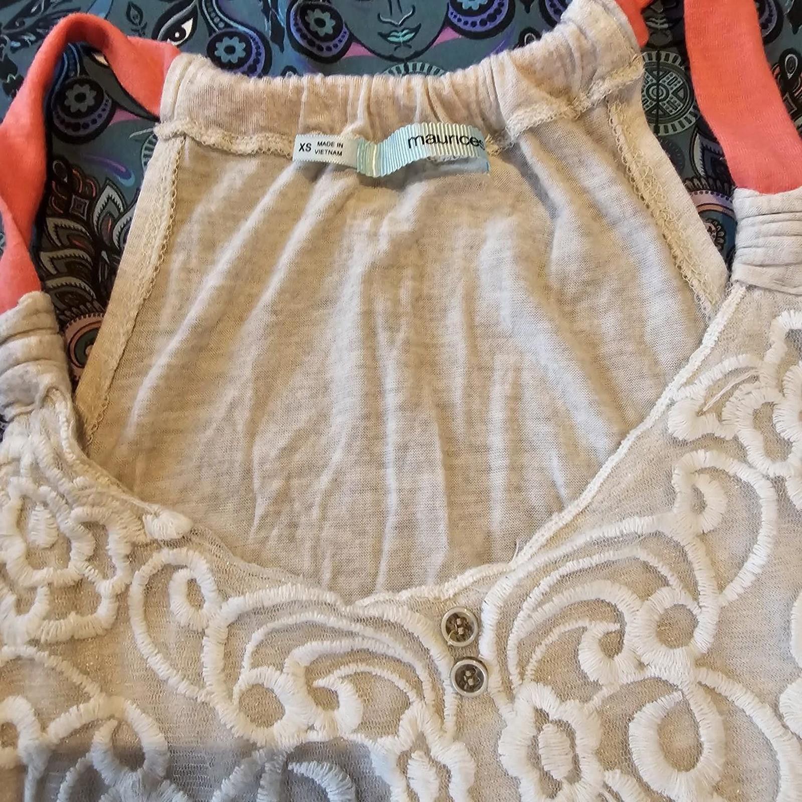 Designer Maurices Women's Cream Tank Top Size XS / US 0-2 / IT 36-38 - 3 Thumbnail