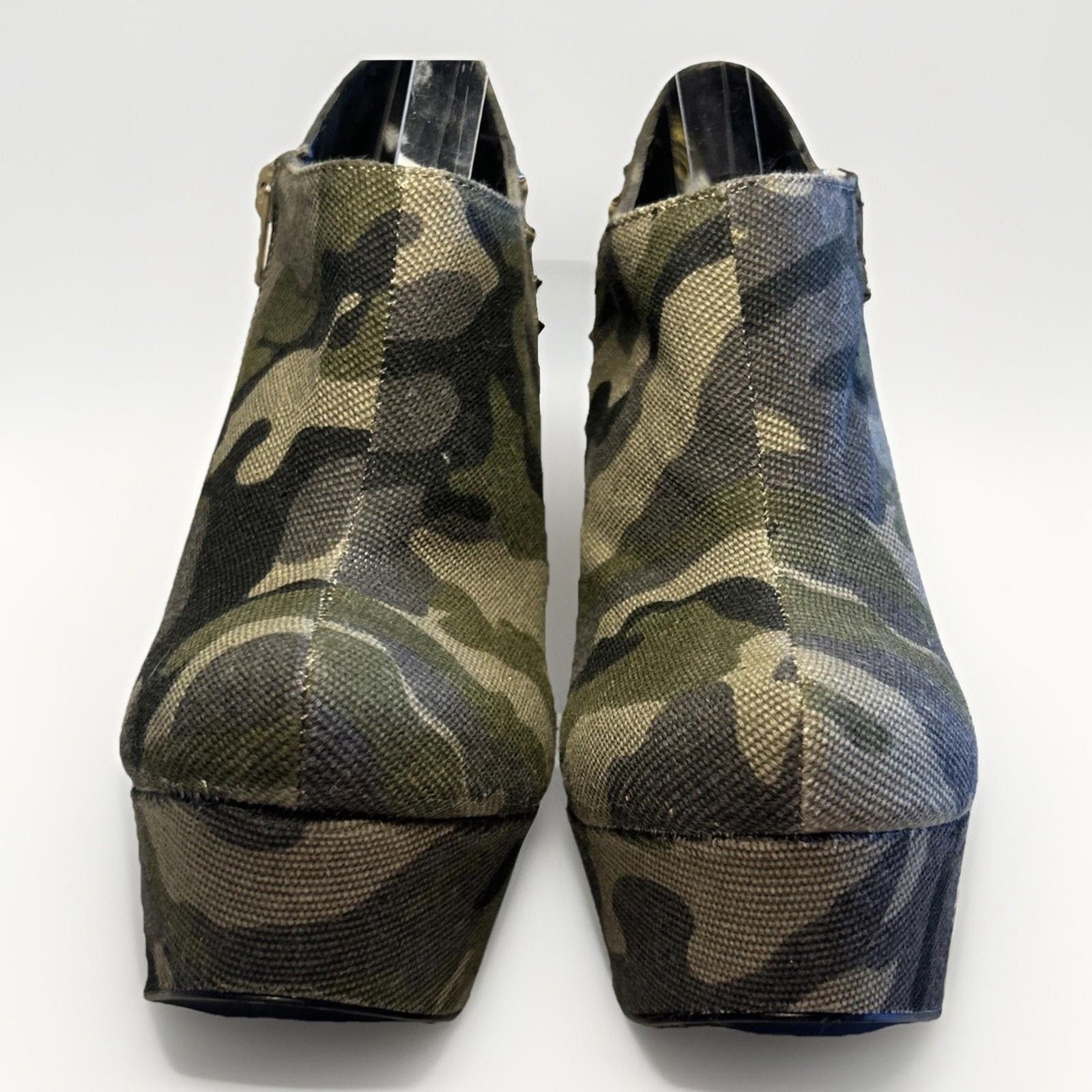 Other SCENE Women Goth Sz 8.5 Heels Camouflage Gold Embellish Size US 8.5 / IT 38.5 - 4 Thumbnail