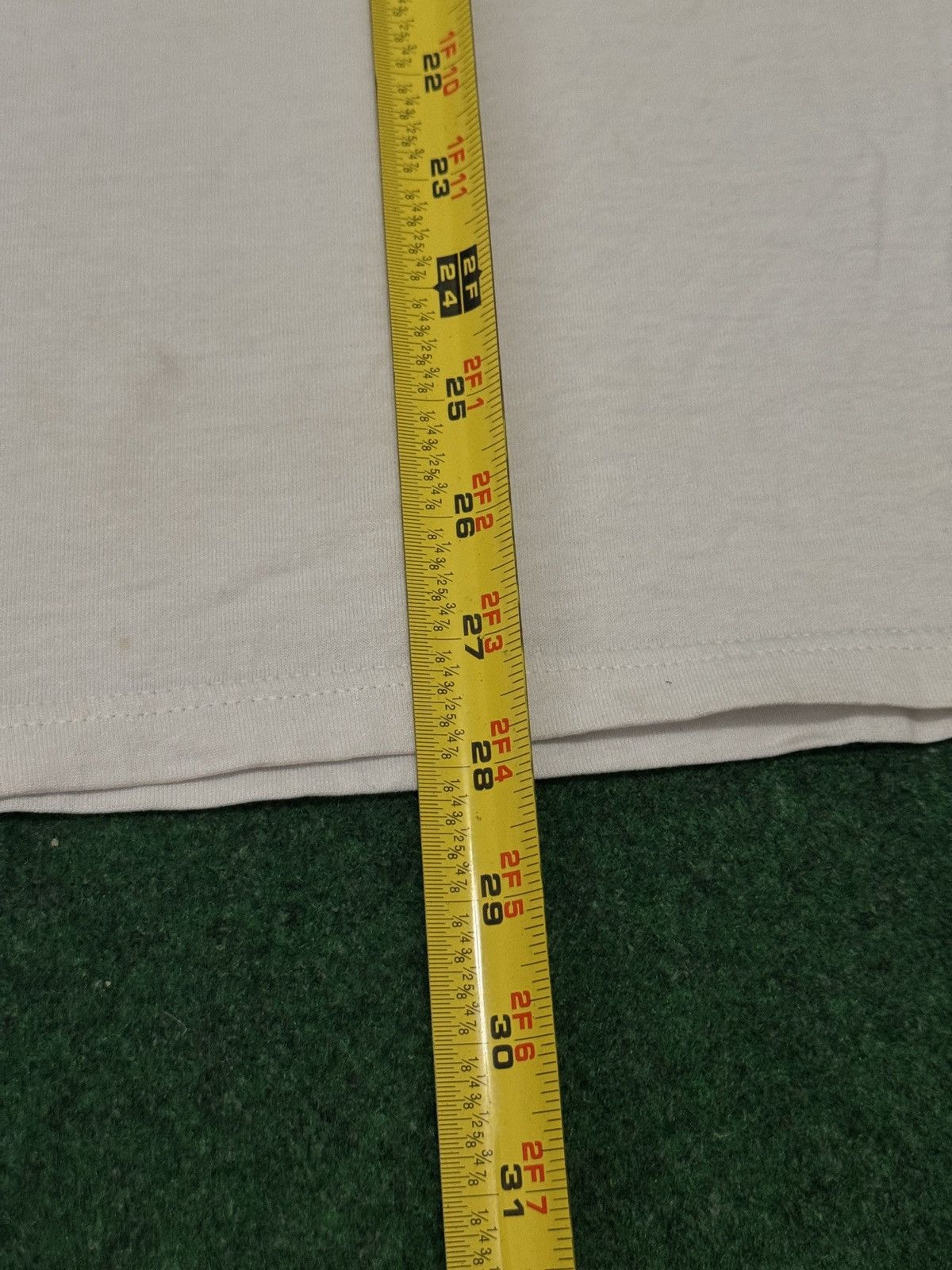 Vintage Vintage 90s Erie Air Show Fighter Jet F18 Hornet T Shirt Size US L / EU 52-54 / 3 - 6 Thumbnail
